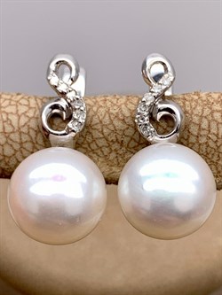 *Серьги Белый Жемчуг д.9-9,5 цв Белое арт. 2.0243.1.b-334 Вес 4,47 г - фото 346869