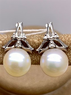 *Серьги Белый Жемчуг д.9-9,5 цв Белое арт. 2.0240.1.b-911 Вес 5,01 г - фото 346882