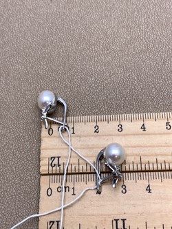 *Серьги Белый Жемчуг д.9-9,5 цв Белое арт. 2.0240.1.b-911 Вес 5,01 г - фото 346884