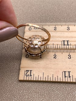 *Кольцо р.20 Белый Жемчуг д.12-12,5 цв Красное арт. 1.0831.0.b-631 Вес 5,04 г - фото 347148 *Кольцо р.20 Белый Жемчуг д.12-12,5 цв Красное арт. 1.0831.0.b-631 Вес 5,04 г - фото 347148