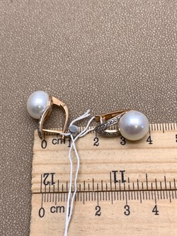 *Серьги Белый Жемчуг д.11,5-12 цв Красное арт. 2.0848.0.b-312 Вес 7 г - фото 347190