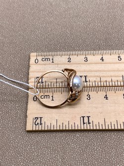 *Кольцо р.18,5 Белый Жемчуг д.9,5-10 цв Красное арт. 1.0842.0.b-768 Вес 3,3 г - фото 347199 *Кольцо р.18,5 Белый Жемчуг д.9,5-10 цв Красное арт. 1.0842.0.b-768 Вес 3,3 г - фото 347199