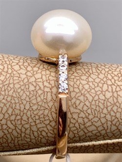 *Кольцо р.17 Белый Жемчуг д.10-10,5 цв Красное арт. 1.0815.0.b-232 Вес 3,14 г - фото 347218 *Кольцо р.17 Белый Жемчуг д.10-10,5 цв Красное арт. 1.0815.0.b-232 Вес 3,14 г - фото 347218