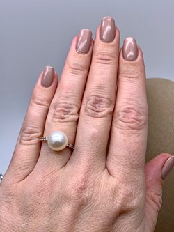 *Кольцо р.17 Белый Жемчуг д.10-10,5 цв Красное арт. 1.0815.0.b-232 Вес 3,14 г - фото 347220 *Кольцо р.17 Белый Жемчуг д.10-10,5 цв Красное арт. 1.0815.0.b-232 Вес 3,14 г - фото 347220