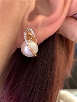 *Серьги Белый Жемчуг д.12-12,5 цв Красное арт. 2.0908.0.b-317 Вес 9,24 г - фото 347283 *Серьги Белый Жемчуг д.12-12,5 цв Красное арт. 2.0908.0.b-317 Вес 9,24 г - фото 347283