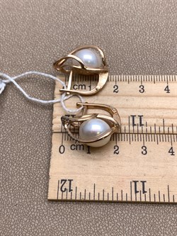 *Серьги Белый Жемчуг д.12-12,5 цв Красное арт. 2.0908.0.b-317 Вес 9,24 г - фото 347285 *Серьги Белый Жемчуг д.12-12,5 цв Красное арт. 2.0908.0.b-317 Вес 9,24 г - фото 347285
