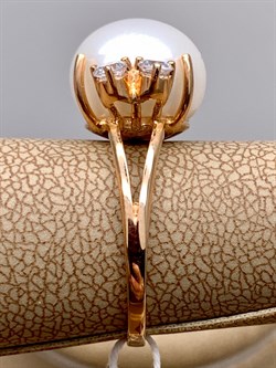 *Кольцо р.18,5 Белый Жемчуг д.12-12,5 цв Красное арт. 1.0832.0.b-884 Вес 5,25 г - фото 347296 *Кольцо р.18,5 Белый Жемчуг д.12-12,5 цв Красное арт. 1.0832.0.b-884 Вес 5,25 г - фото 347296