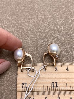 *Серьги Белый Жемчуг д.12-12,5 цв Красное арт. 2.0832.0.b-907 Вес 8,77 г - фото 347313 *Серьги Белый Жемчуг д.12-12,5 цв Красное арт. 2.0832.0.b-907 Вес 8,77 г - фото 347313