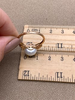 *Кольцо р.17,5 Белый Жемчуг д.10-10,5 цв Красное арт. 1.0966.0.b-435 Вес 3,02 г - фото 347322 *Кольцо р.17,5 Белый Жемчуг д.10-10,5 цв Красное арт. 1.0966.0.b-435 Вес 3,02 г - фото 347322