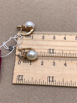 *Серьги Белый Жемчуг д.9-9,5 цв Красное арт. 2.0249.1.b-696 Вес 4,82 г - фото 347371