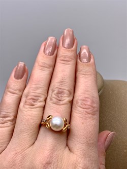 *Кольцо р.17 Белый Жемчуг д.9-9,5 цв Красное арт. 1.0249.0.b-773 Вес 3,5 г - фото 347388