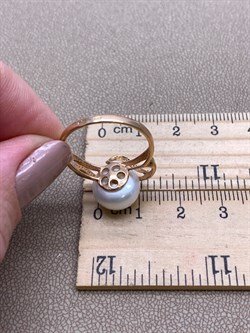 *Кольцо р.18,5 Белый Жемчуг д.11-11,5 цв Красное арт. 1.0902.0.b-803 Вес 4,41 г - фото 347398