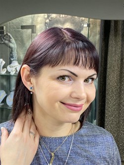 *Пусеты Голубой Топаз Лондон цв Белое арт. 2-202056-00-10-038 вес 2,88 г - фото 54715