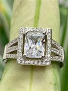 *Кольцо р.20 Белый Фианит Микро Вставки арт. 4850R60135rg-040 Вес 5.4 г
