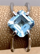 *КОЛЬЦО р.18 Голубой Топаз арт. R00046-269, (вес 3,8 г)