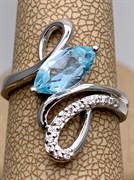 *КОЛЬЦО р.17 Голубой Топаз арт. R00318-097, (вес 3,7 г)