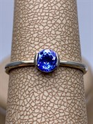 *Кольцо р.18 Танзанит цв Белое арт. 10990736-851 (вес 1,61 г)