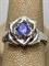 *Кольцо р.18,5 Роза Танзанит арт. SM-R01829-X-W-TN-X-X-806 вес 3,38 г - фото 241960